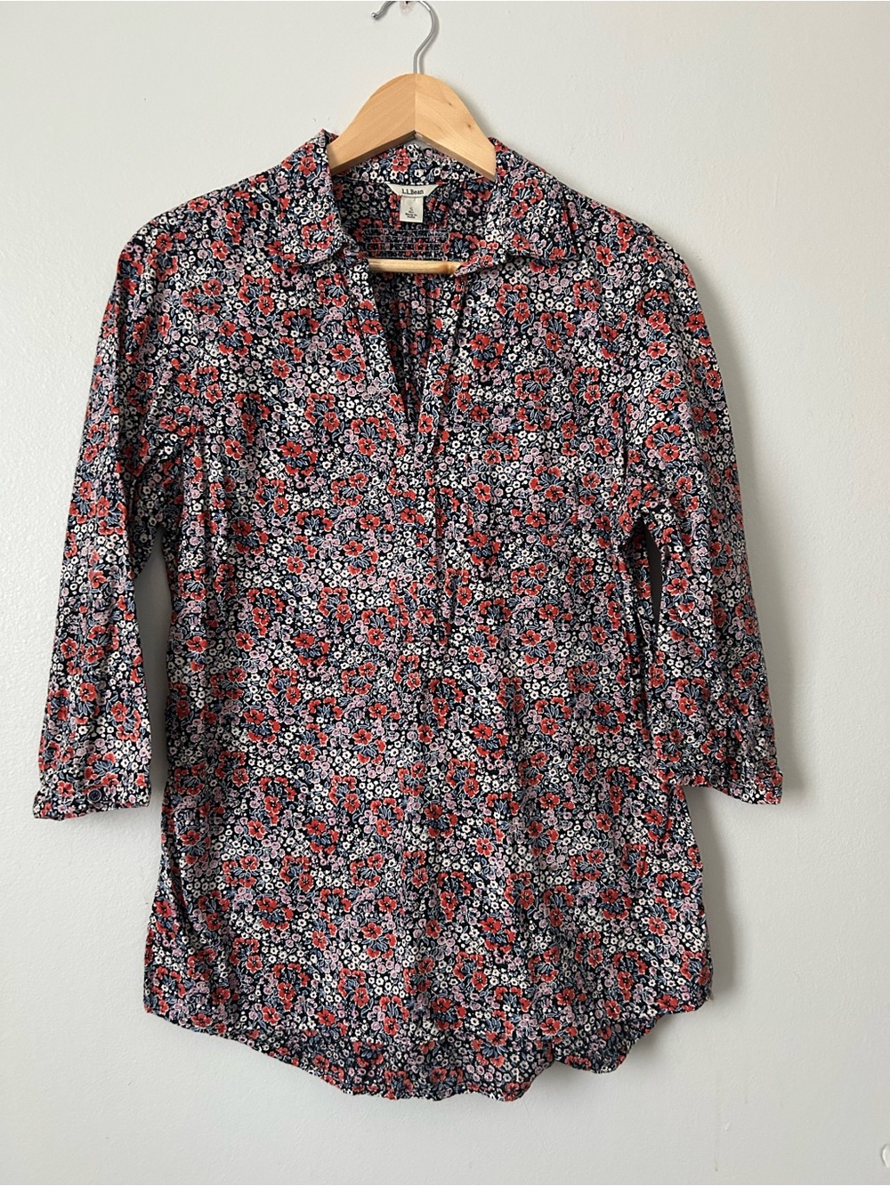 L.L.Bean Floral Tunic Shirt Small 100% Cotton Roll Tab Sleeve Button Down